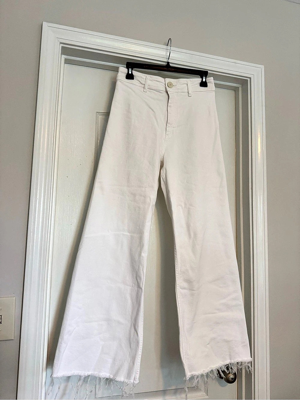 ZARA Women's Wide Leg Jeans in White Size 6